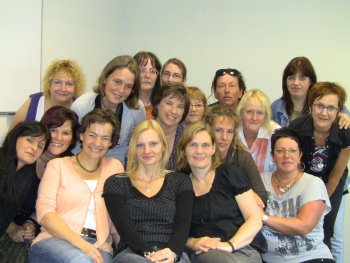 Die Betreuungsassistentinnen der Weiterbildung 2010 und ihre Dozentinnen
