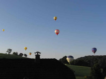 WiM Warsteiner internationale Montgolfiade Ballons über Müschede_6