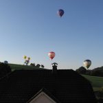 WiM Warsteiner internationale Montgolfiade Ballons über Müschede_4