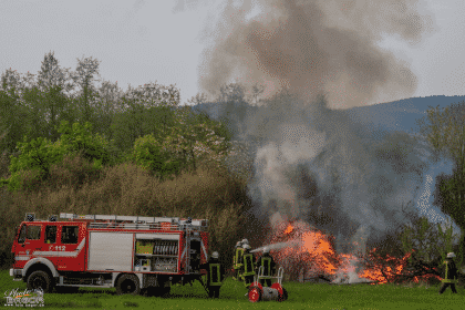 Brand einer Hütte am Spreiberg in Hüsten